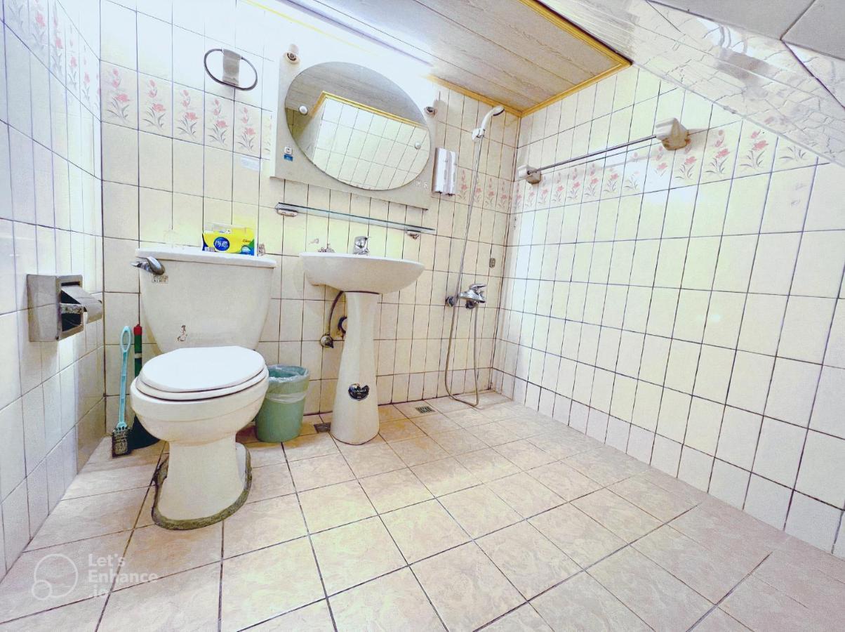 Long House Apartment Тайджун Екстериор снимка