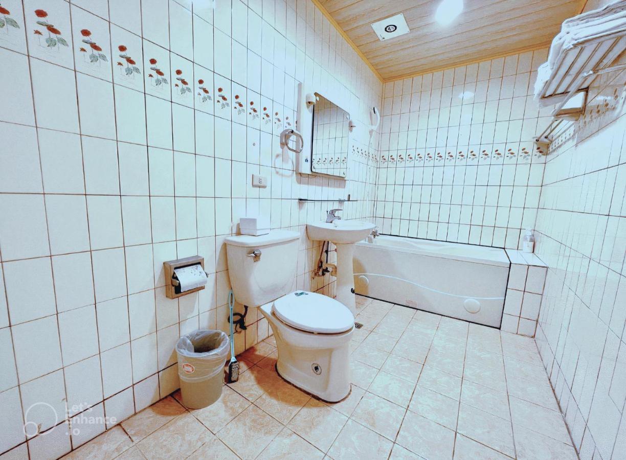 Long House Apartment Тайджун Екстериор снимка